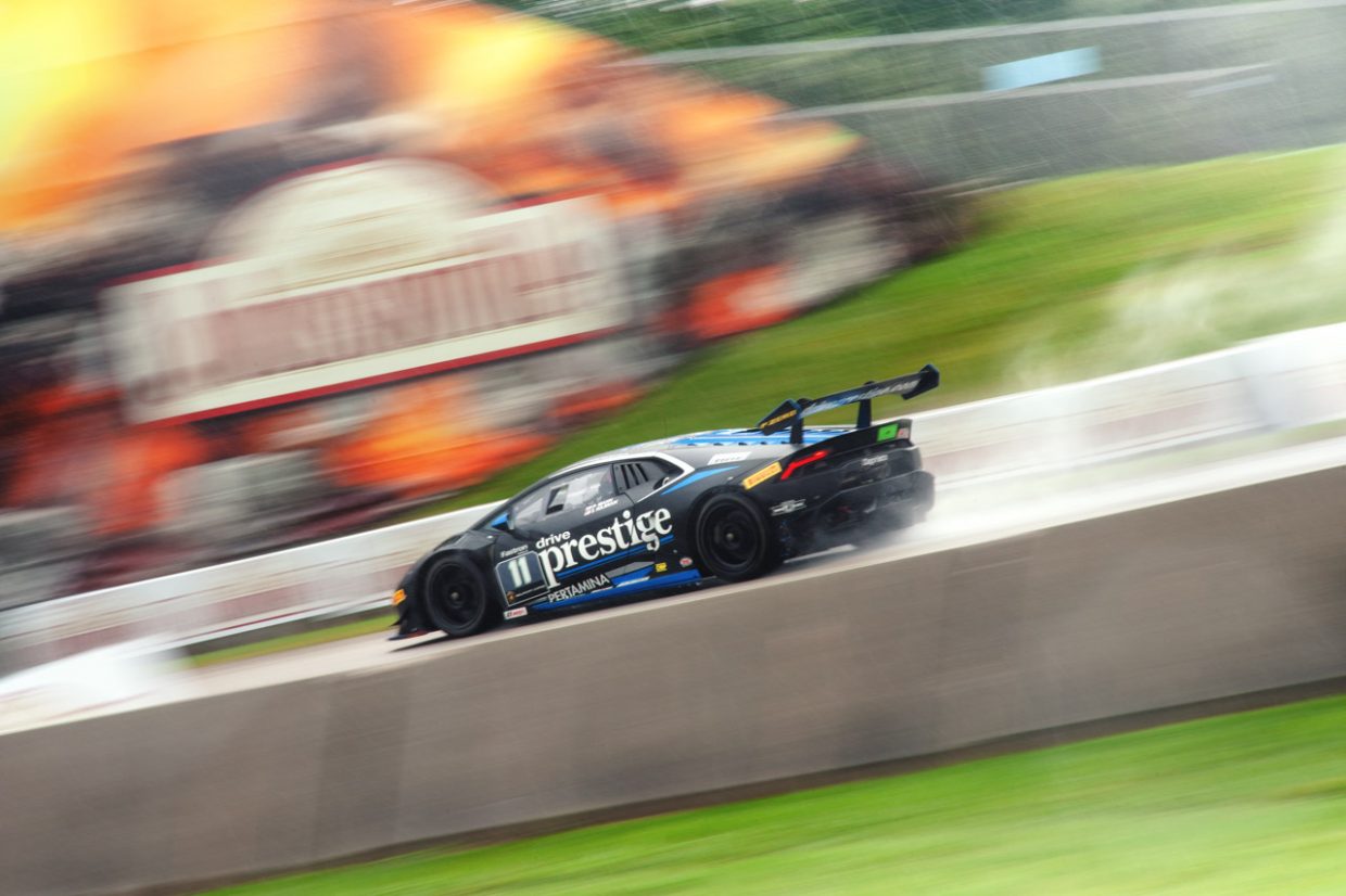 Lamborghini Super Trofeo Motorsport wet weather racing